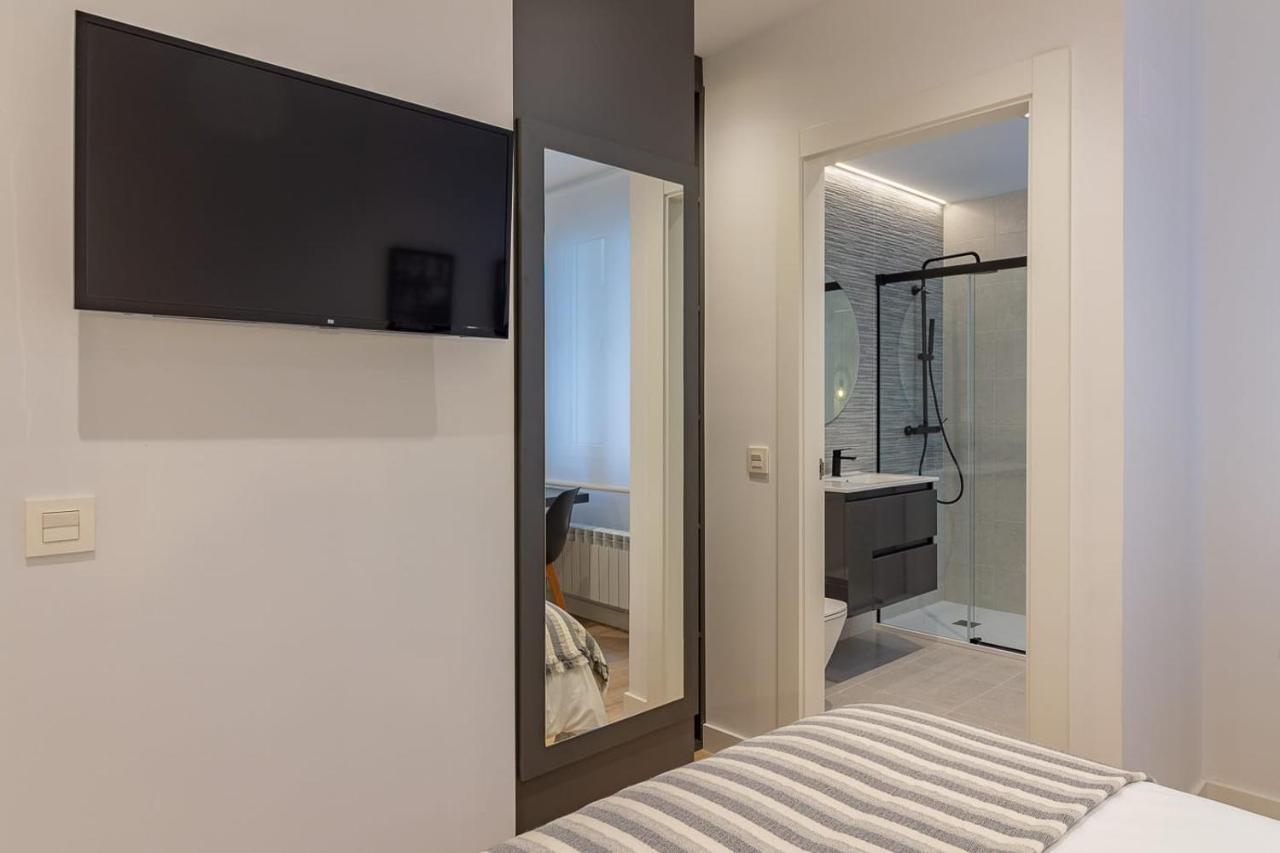 Ah Hostel Room4You Oviedo Vut3026As Luaran gambar